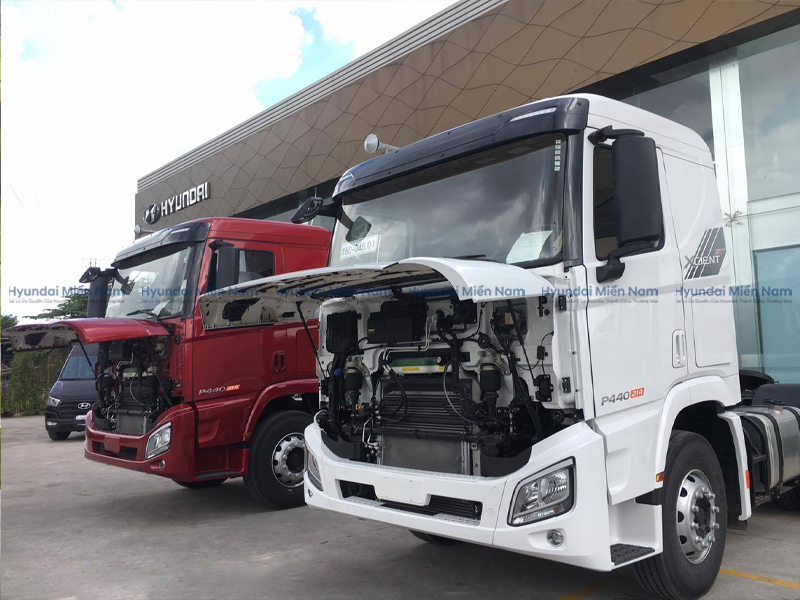 Đầu Kéo Hyundai Xcient (6)
