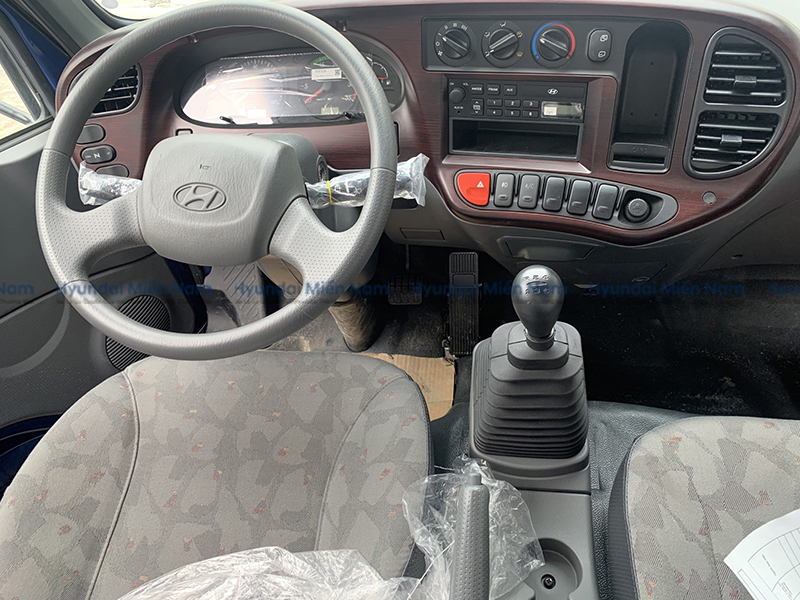 Nội Thất Hyundai Mighty 110 Series (3)