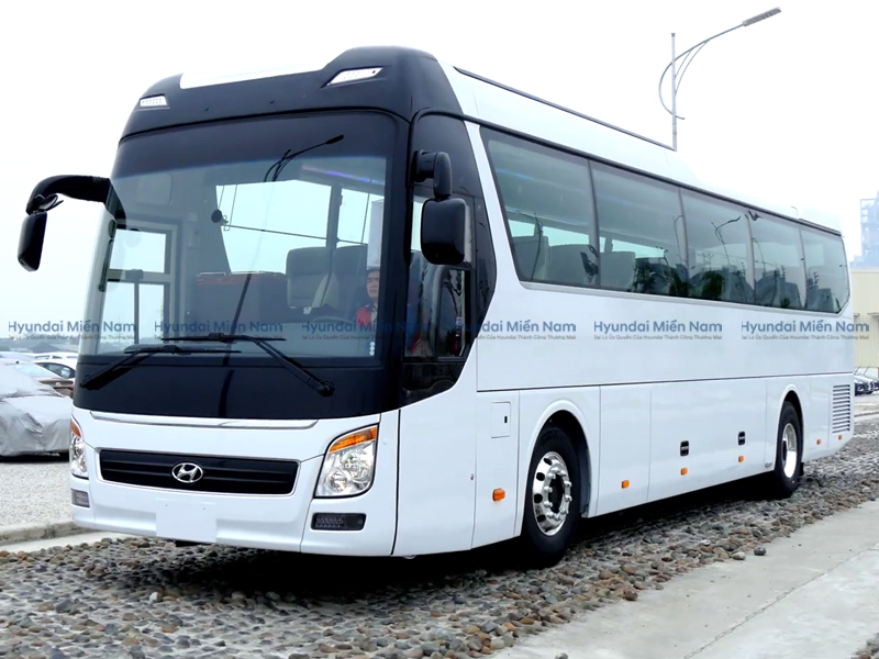 Xe Khách Hyundai Universe 45 Chỗ (8)