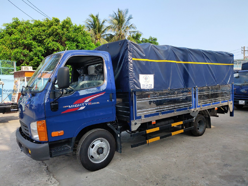 Xe Tải Hyundai Mighty N250sl Thùng Mui Bạt Bửng Nâng (2)