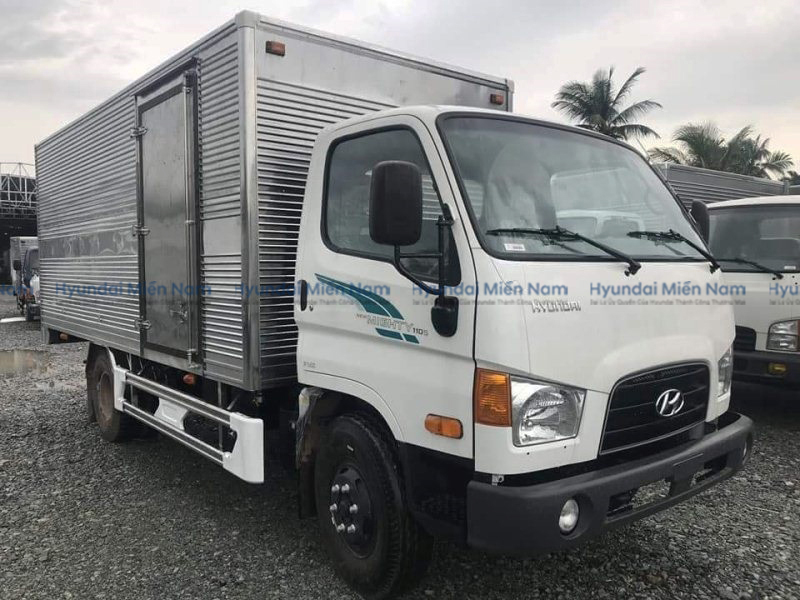 Xe Tải Hyundai New Mighty 110sp Thùng Kín Inox 7 Tấn Thùng Dài 4m9 (3)