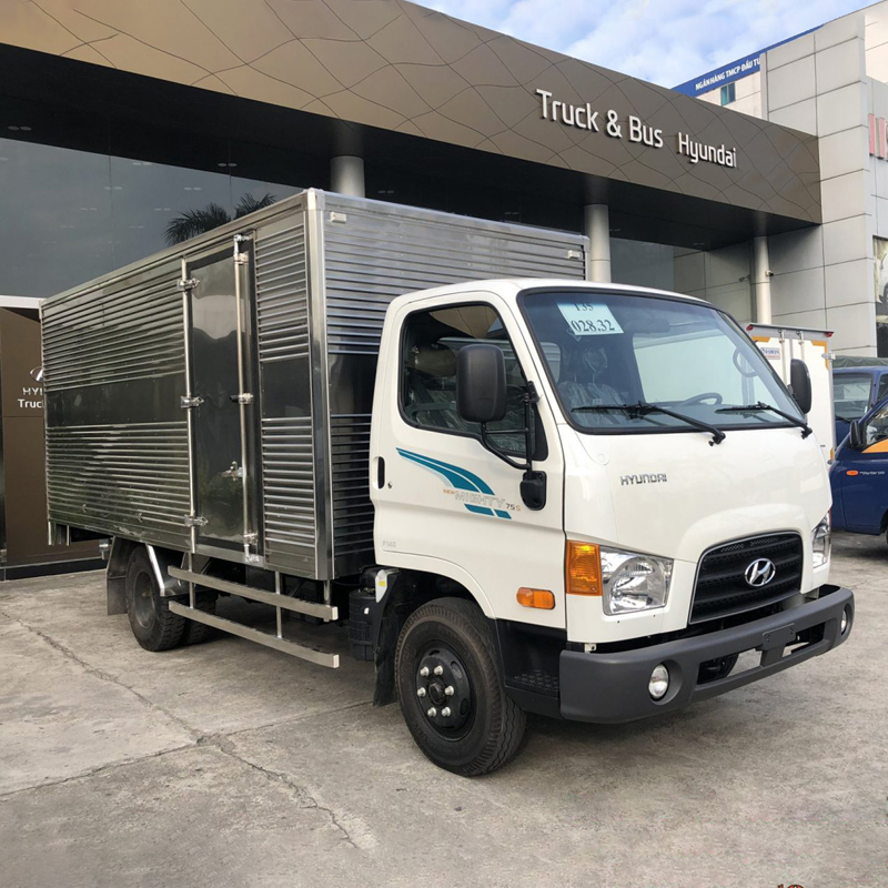 Xe Tải Hyundai New Mighty 75s Thùng Kín Inox 3.5 Tấn Thùng Dài 4m5