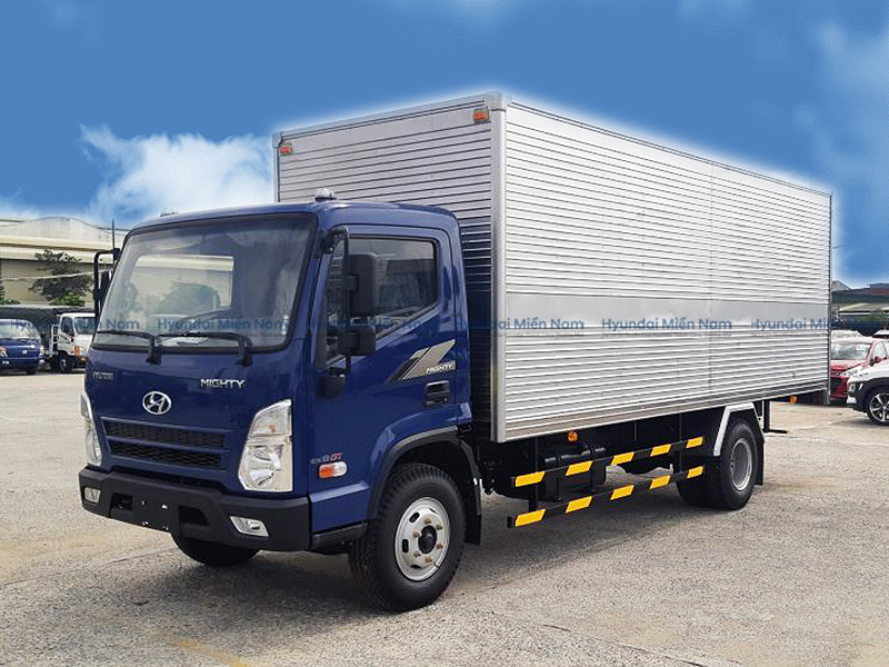 Xe Tải Hyundai New Mighty Ex8 Gt S2 Thùng Kín Inox 7 Tấn Thùng Dài 5m3 (2)