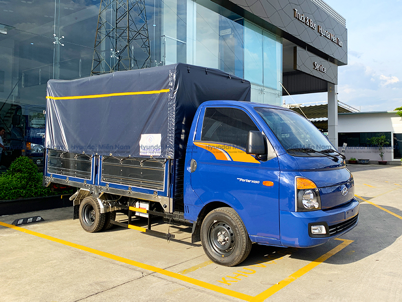 Xe Tải Hyundai New Porter H150 Thùng Mui Bạt 1.5 Tấn Thùng Dài 3m1 (10)