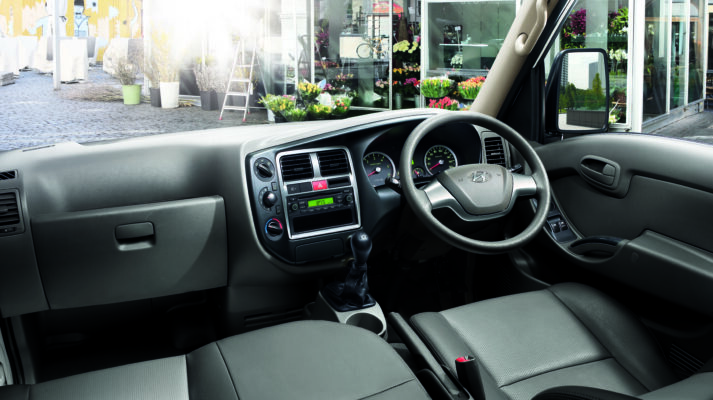 Nội thất trong xe H150 - Hyundai Tây Nguyên